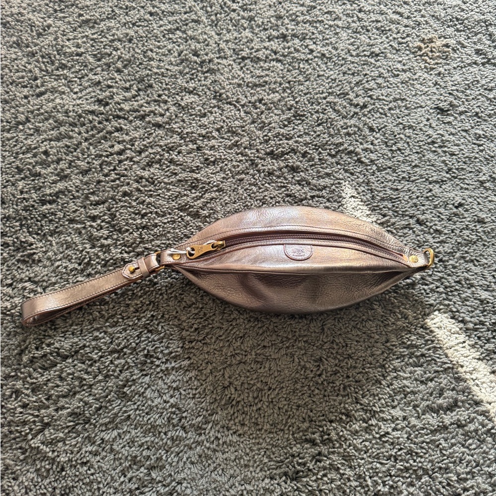 Mini hang bag